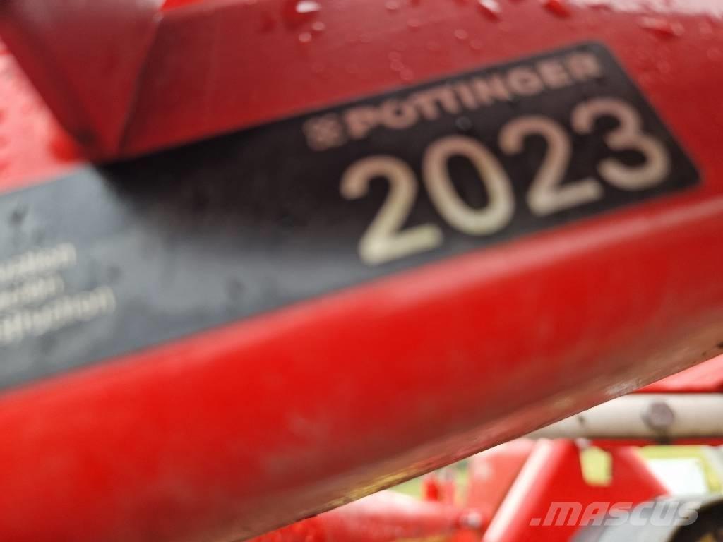 Pöttinger Top 462 Strängläggare
