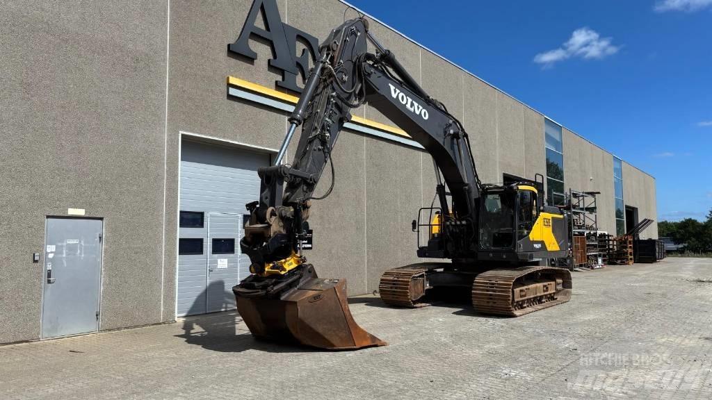 Volvo EC 350 EL Bandgrävare