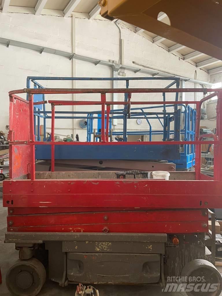 JLG 2030 ES Saxliftar