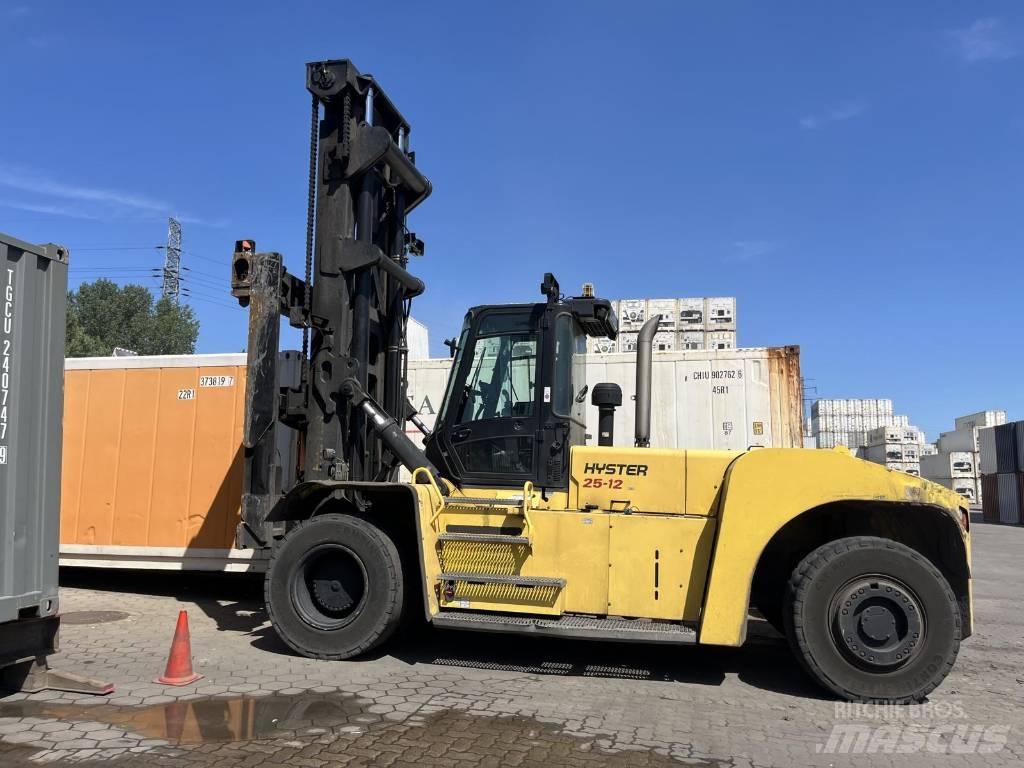 Hyster H25XM-12 Teleskopbomtruckar (Sträckstaplare)