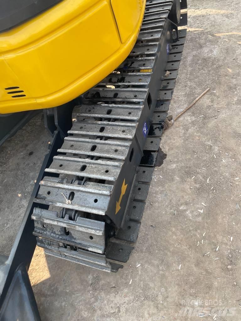 Komatsu PC 35 Minigrävare < 7t