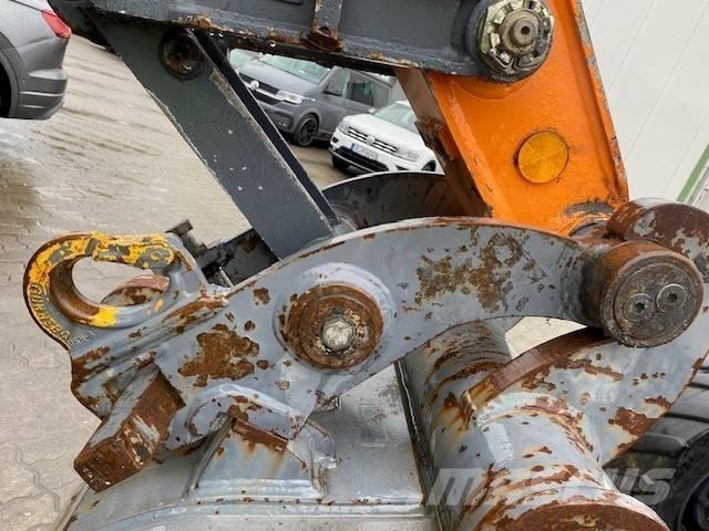   (12005471) SW SMP2 Redskapsfäste/ adaptrar