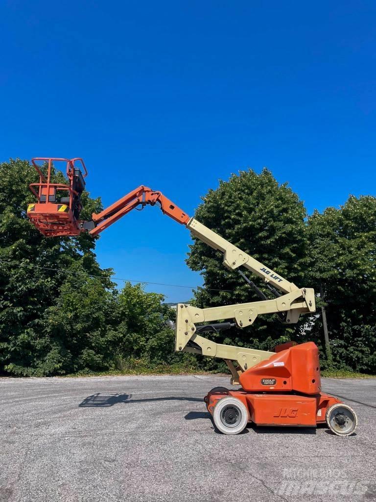 JLG E 400 AJP Bomliftar