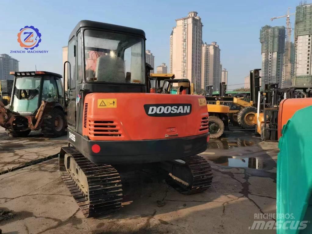 Doosan DH 55 Minigrävare < 7t