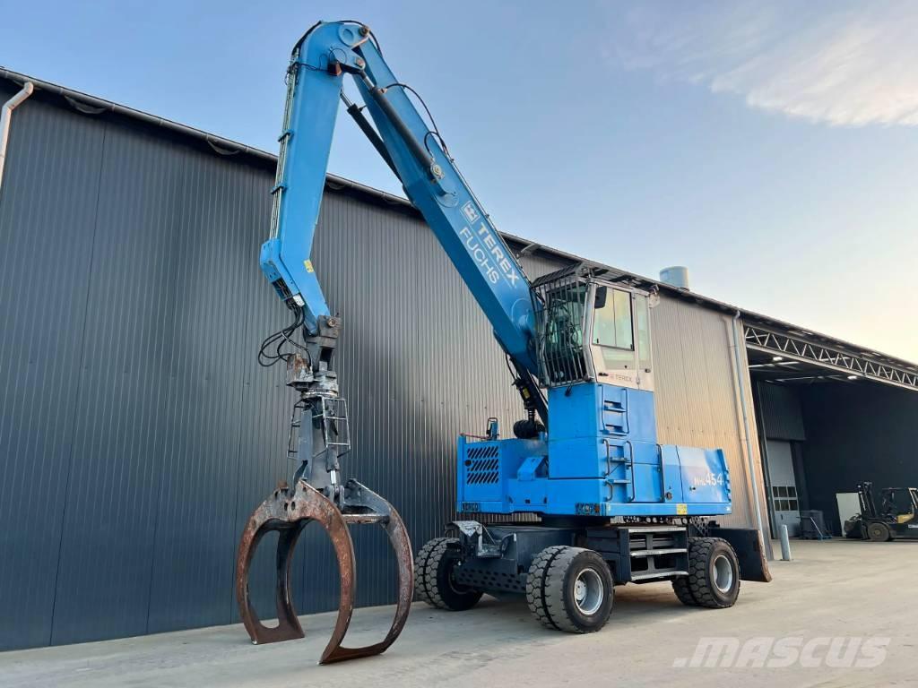 Fuchs MHL454 Avfalls / industri hantering