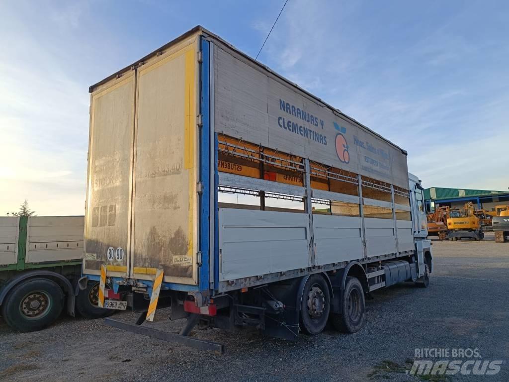 Renault MAGNUM 440 Kapellbil