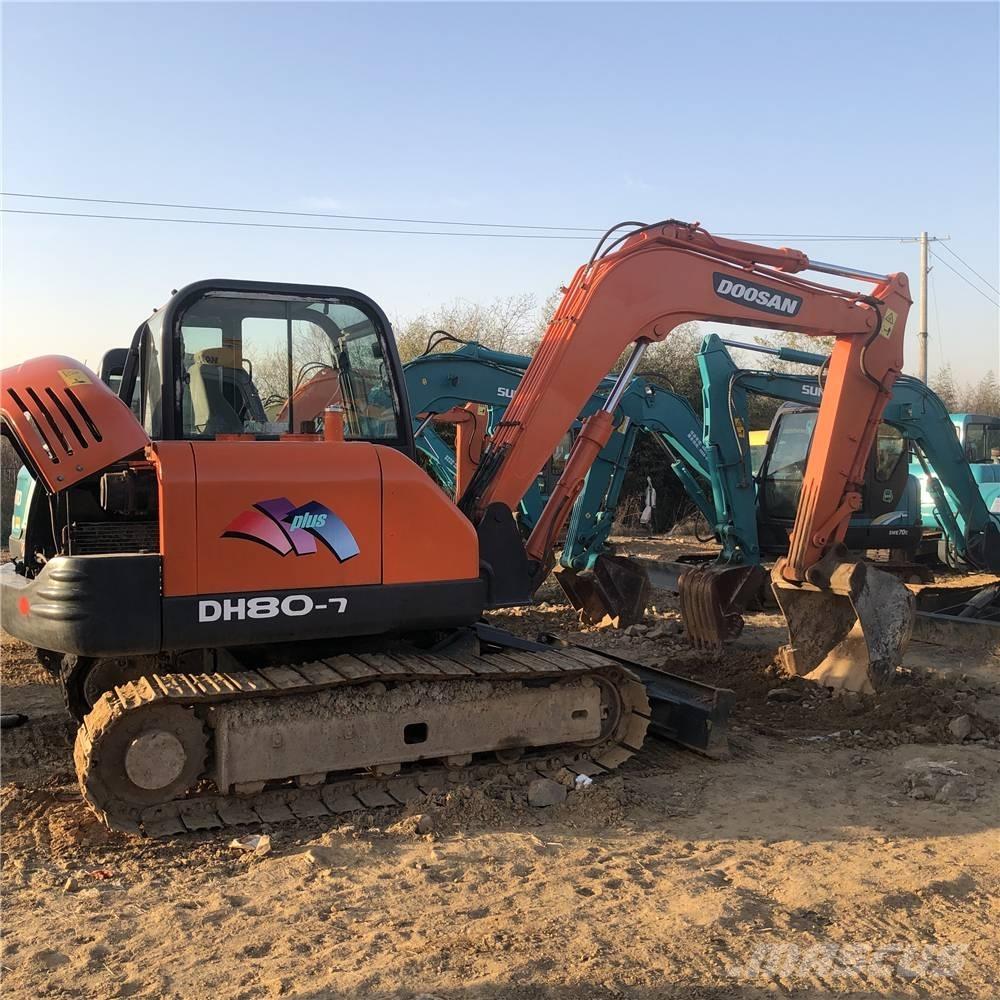Doosan DH80 Midigrävmaskiner 7t - 12t