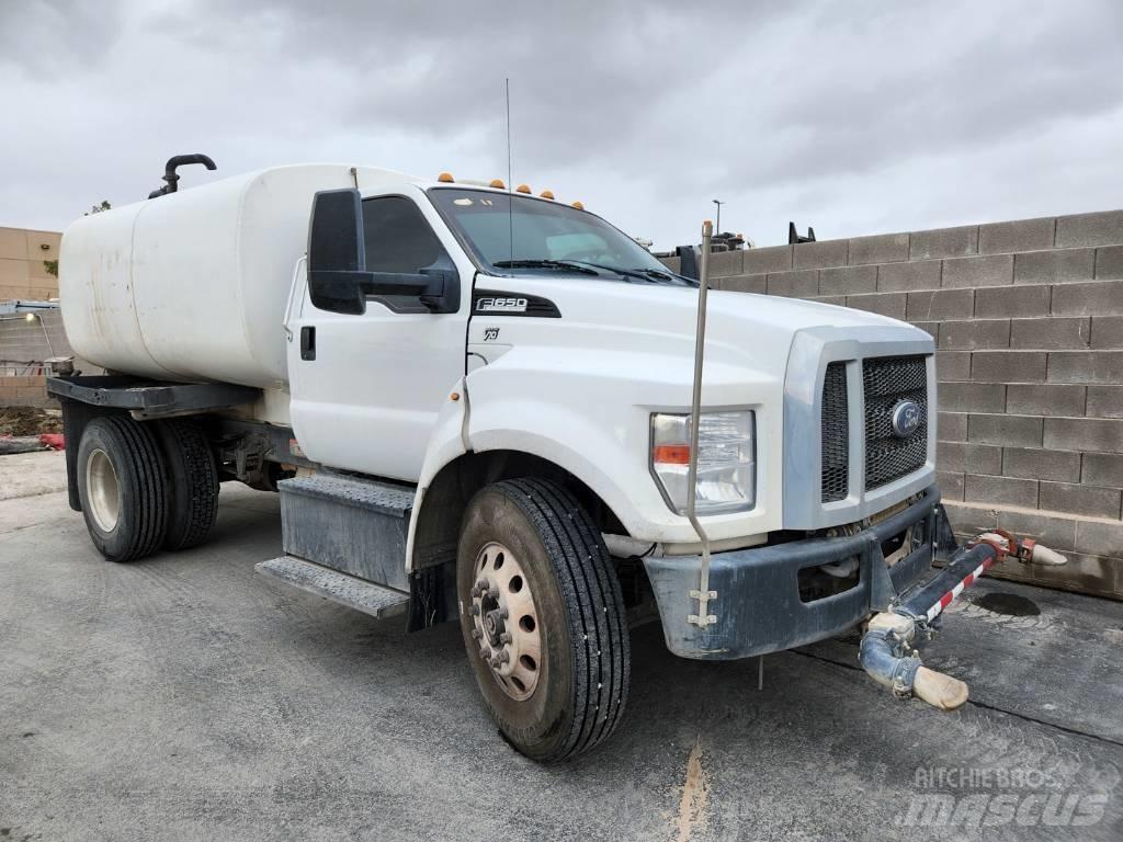 Ford F 650 Vattentankbilar
