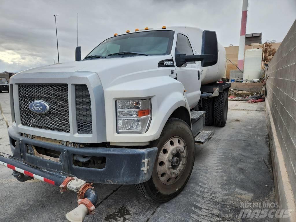 Ford F 650 Vattentankbilar