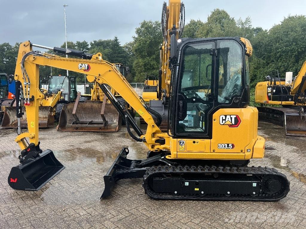 CAT 303.5 CR Minigrävare < 7t
