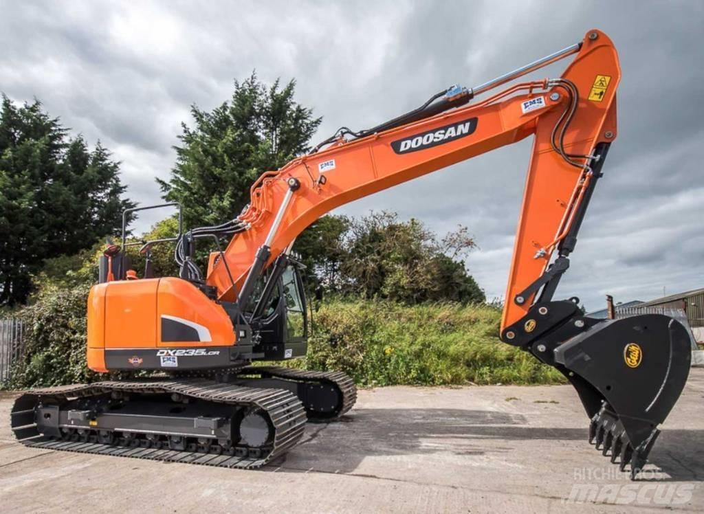 Doosan DX 235 LCR-5 Bandgrävare