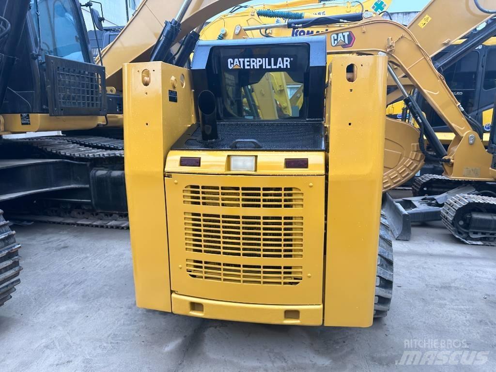 CAT 246 D Kompaktlastare