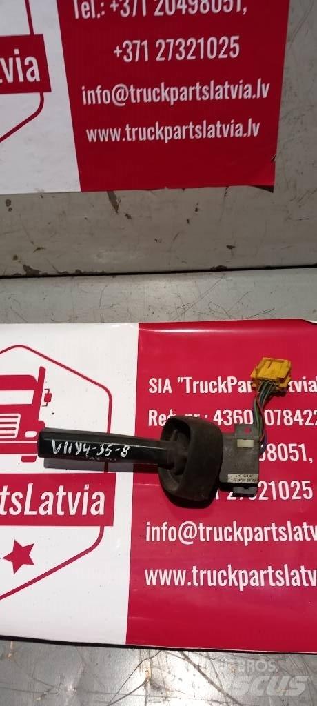 Volvo FH 12.   1624133 Hytter och interiör