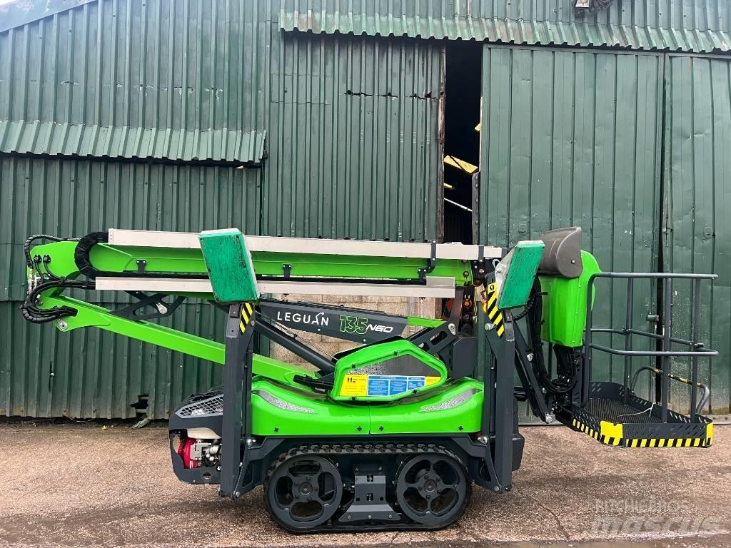 Leguan 135 Teleskop bomliftar