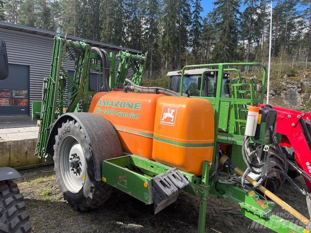 Amazone UG 2200 Dragna sprutor