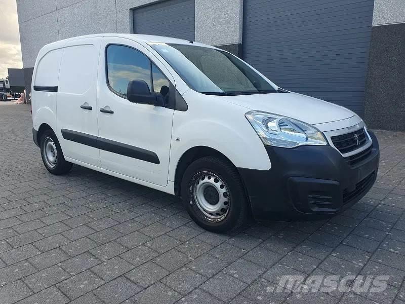 Peugeot Partner Lätta lastbilar