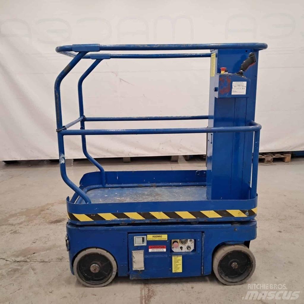 UpRight TM12 Saxliftar
