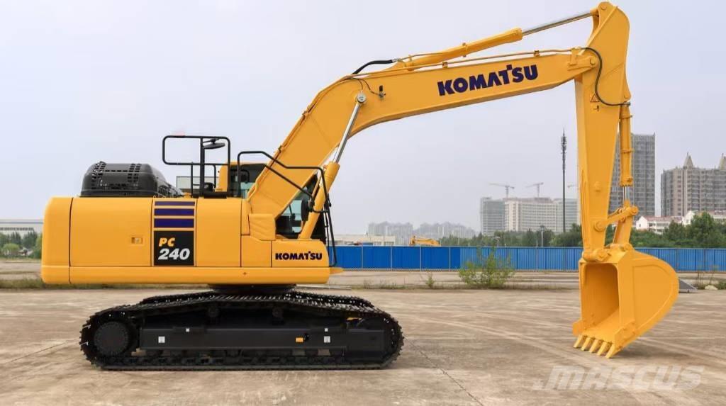Komatsu PC 240 LC Bandgrävare