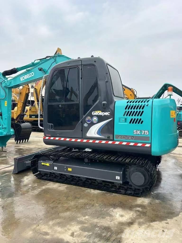 Kobelco SK 75 Bandgrävare