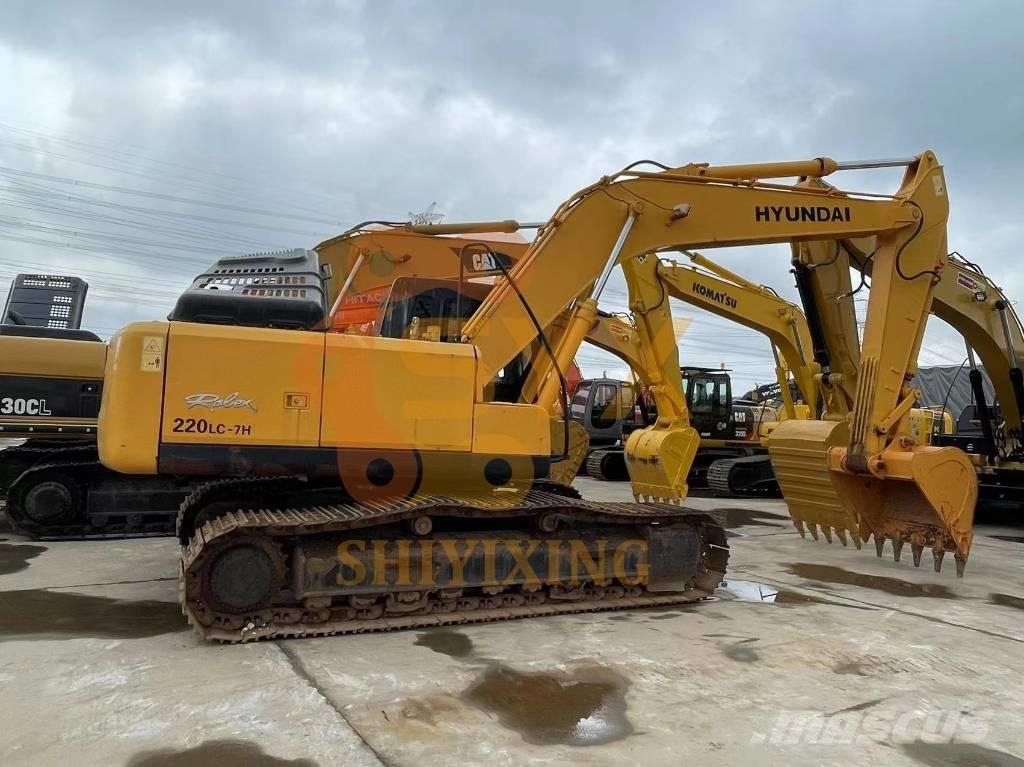 Hyundai Robex 220-7 Bandgrävare