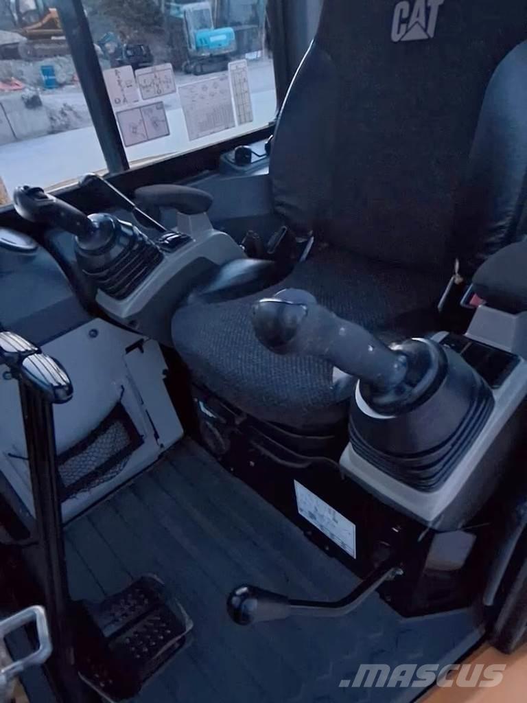 CAT 305E2CR Minigrävare < 7t