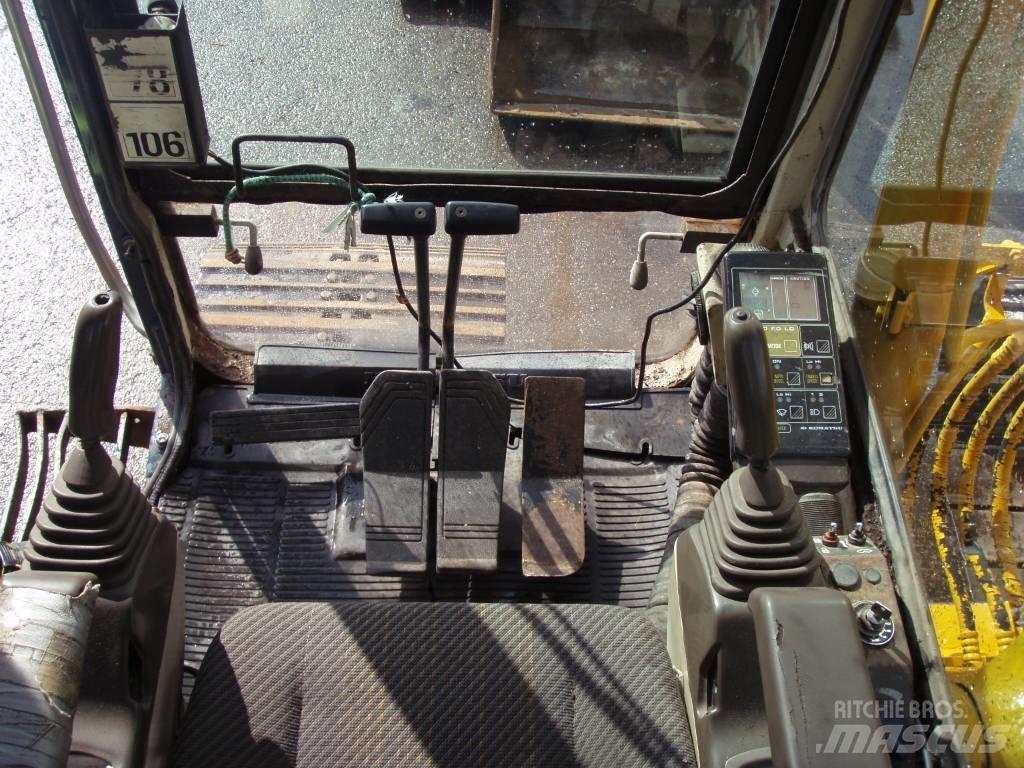 Komatsu PC120-5 Bandgrävare