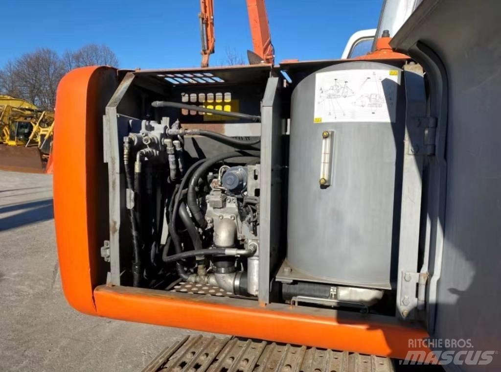 Hitachi EX 100 Bandgrävare