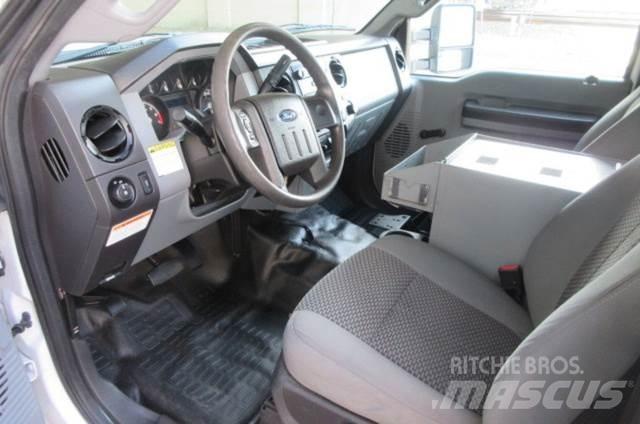 Ford F350 Bärgningsbilar