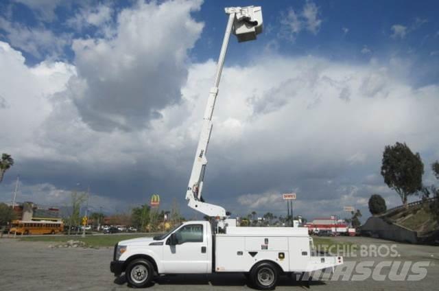 Ford F350 Bärgningsbilar