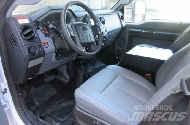 Ford F550 Bärgningsbilar