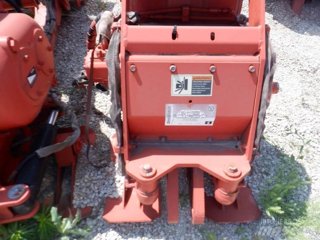 Ditch Witch M530 Plogar