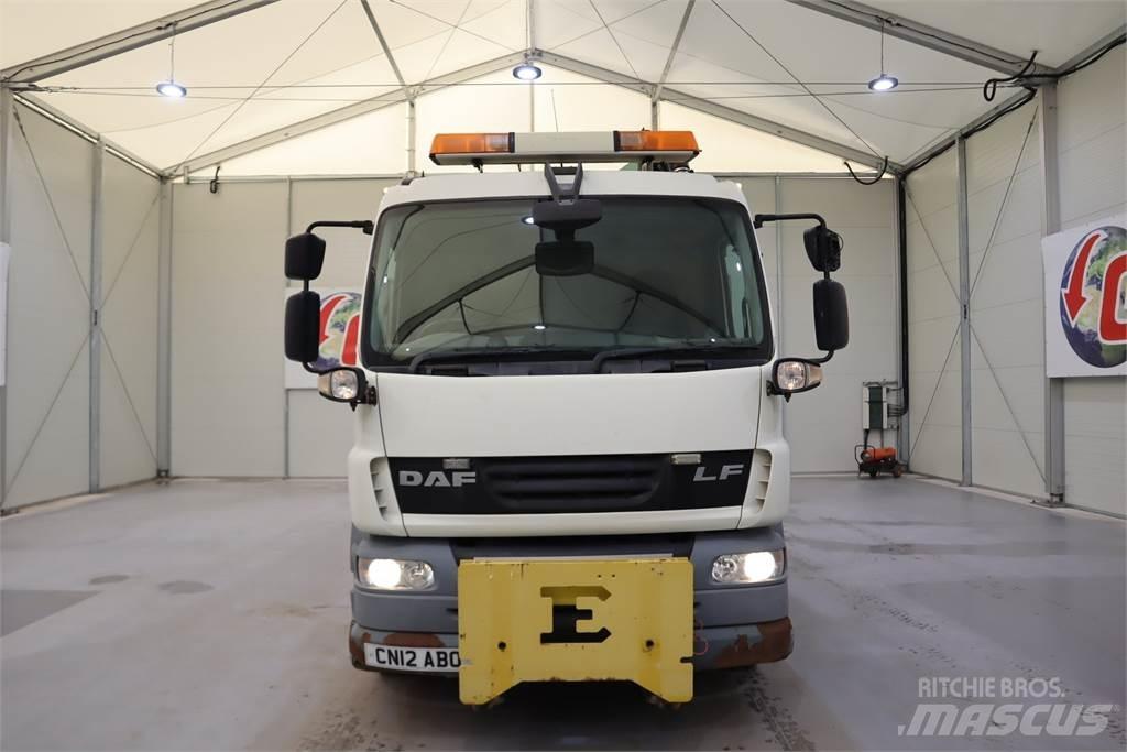 DAF LF 55.250 GULLY SUCKER Entreprenad - Övrigt