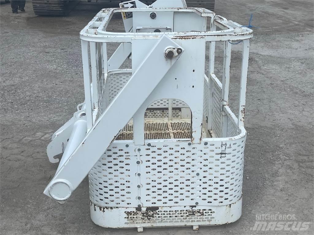 Altec  Kranar, delar och tillbehör