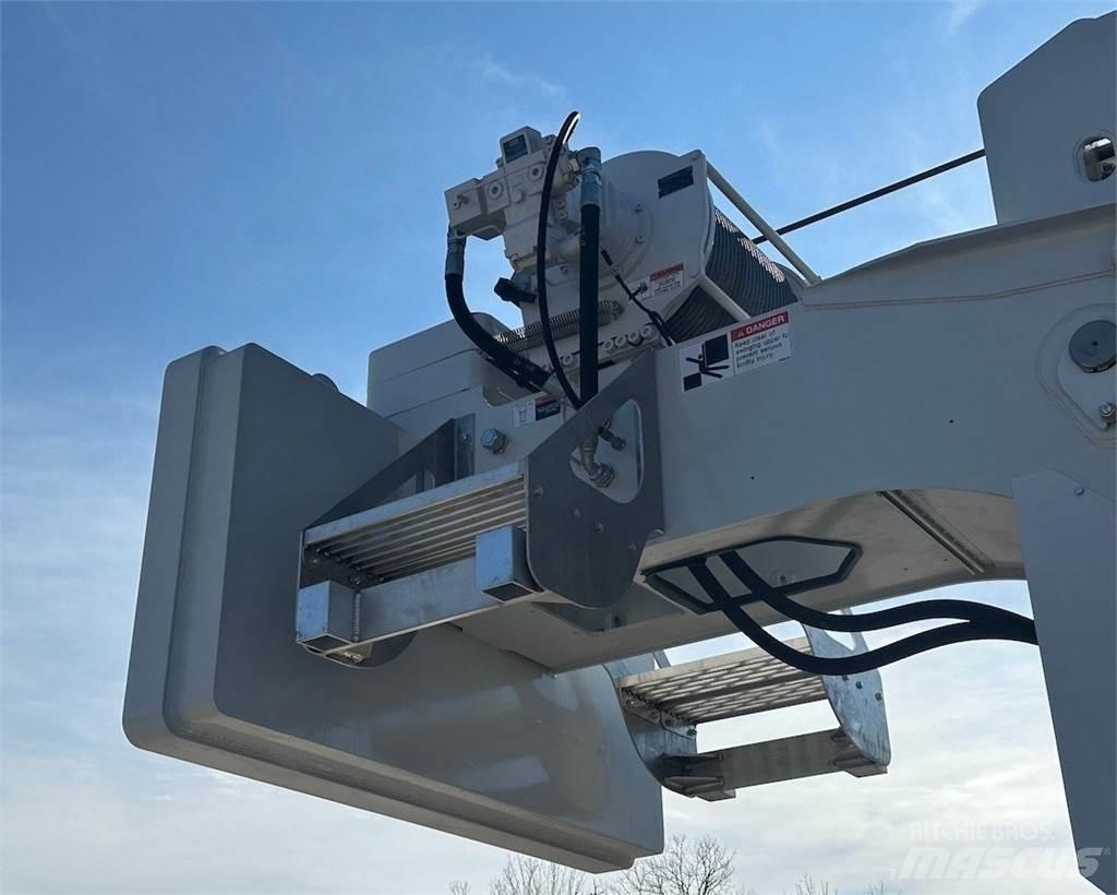 Manitex 50128 SHL Kranbilar