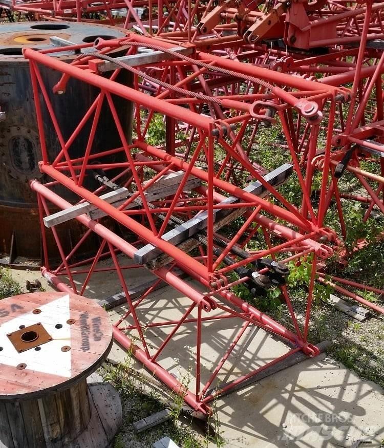 Manitowoc #23 Bommar och stickor