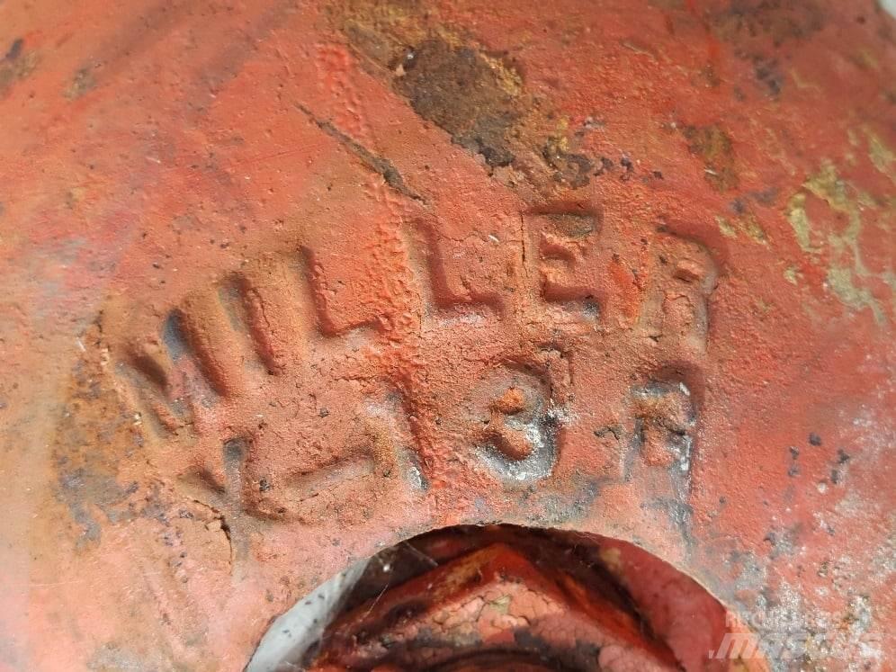 Miller X-13 Kranar, delar och tillbehör