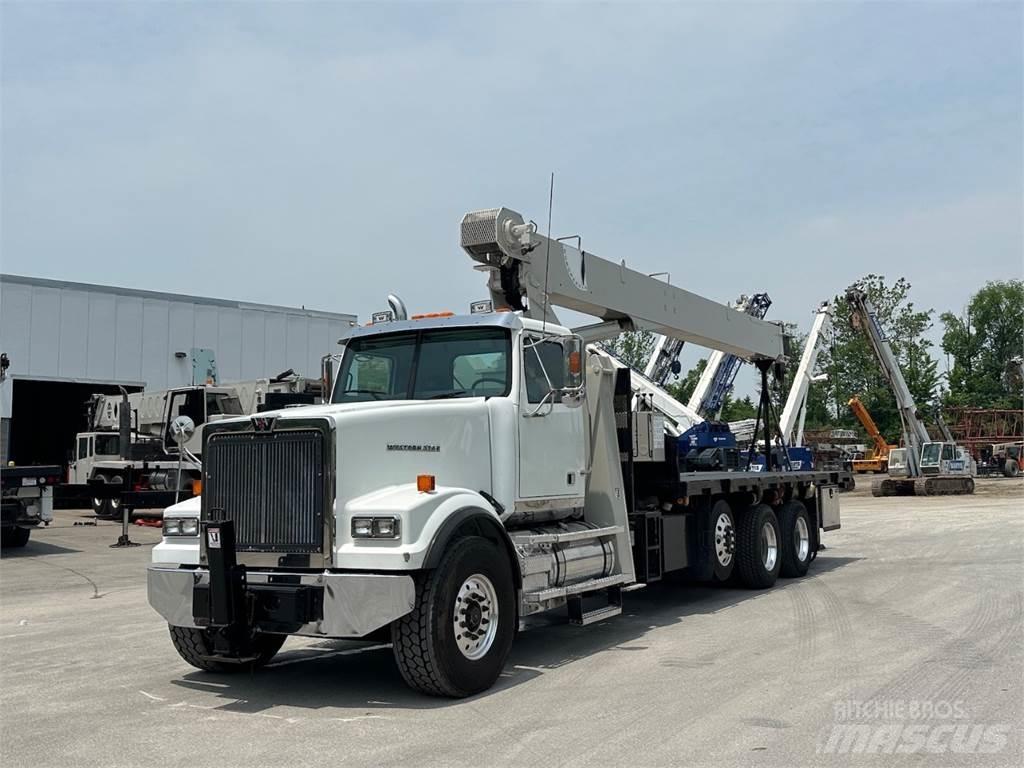 National 8100D Kranbilar