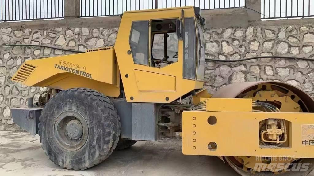 Bomag bw225d-3 Envalsvältar
