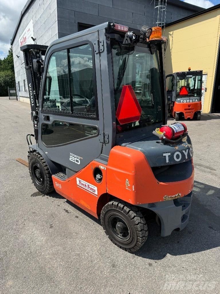 Toyota 06-8FD20F Dieselmotviktstruckar