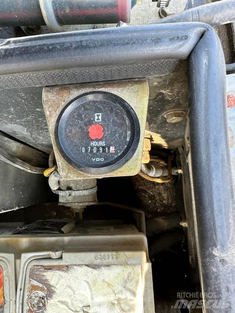 Bomag BW 138 AD Tvåvalsvältar