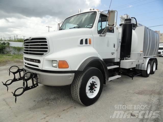 Sterling LT 9500 Slamsugningsbil