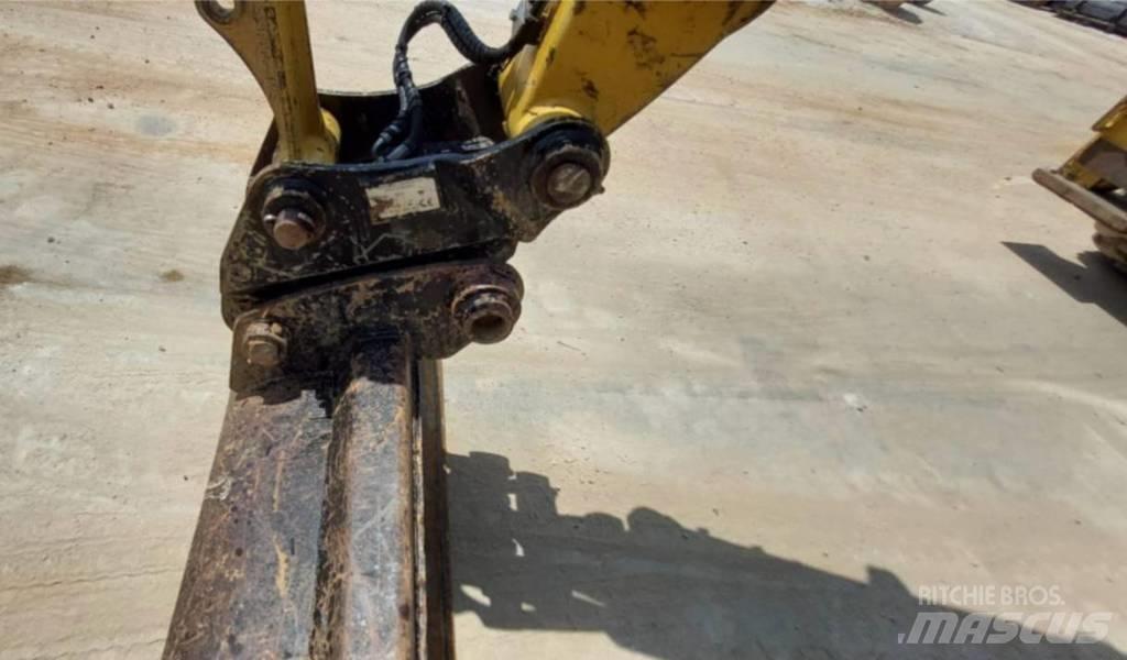 CAT 432 F2 Grävlastare