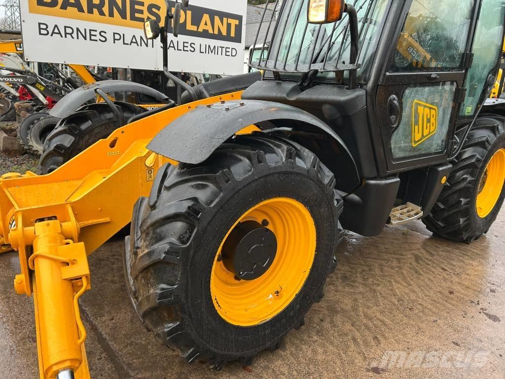 JCB 533-105 Teleskoplastare