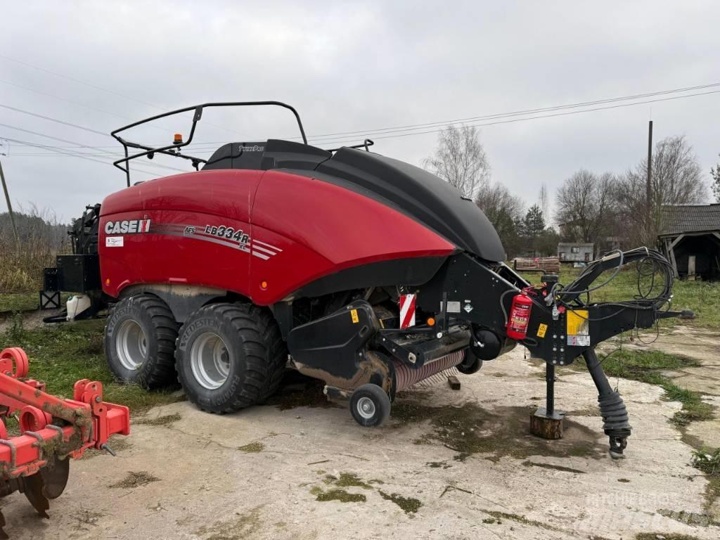 Case IH LB 334 XL Fyrkantspressar