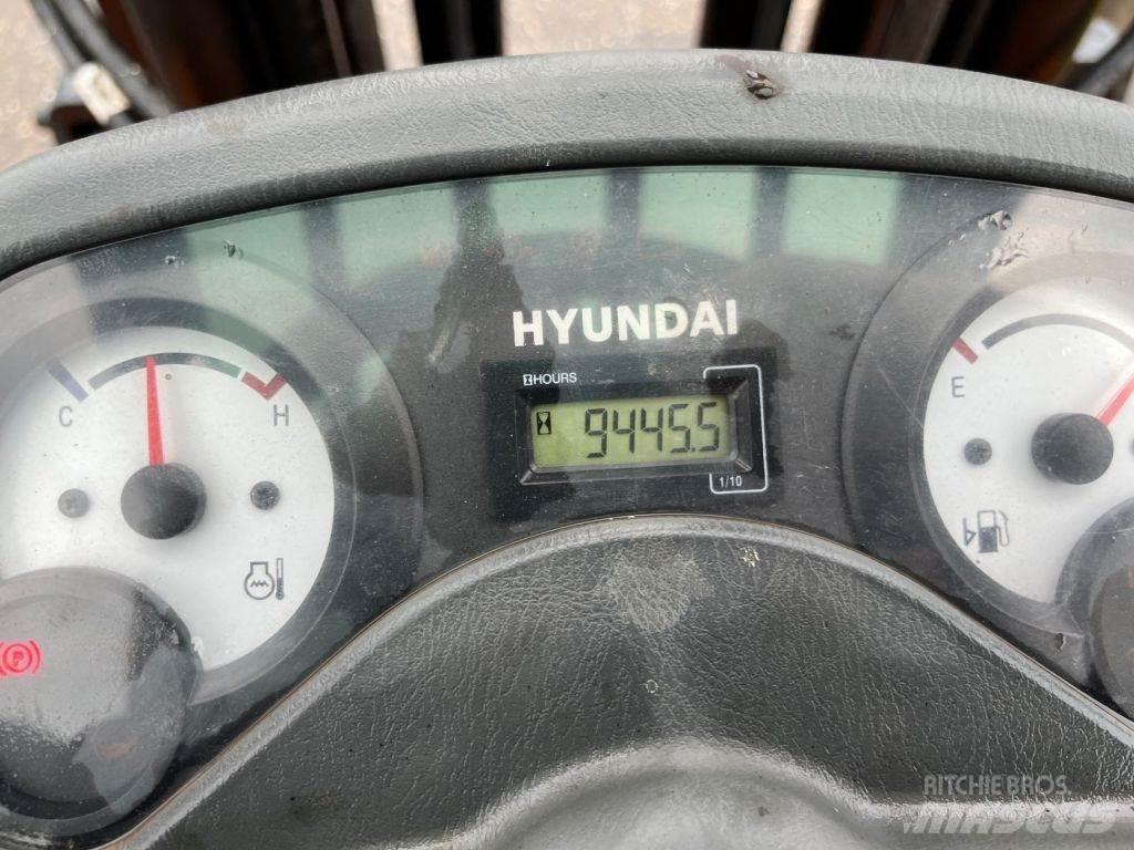 Hyundai 30D-7E Dieselmotviktstruckar