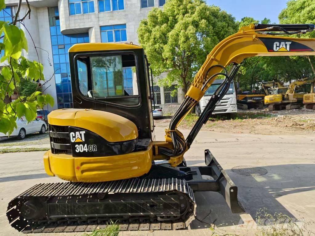 CAT 304 CR Minigrävare < 7t
