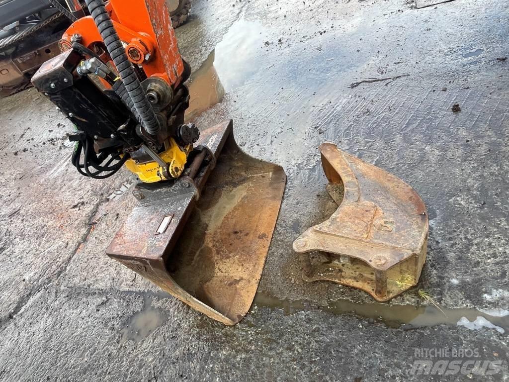Hitachi ZX 38 U-5 A Minigrävare < 7t