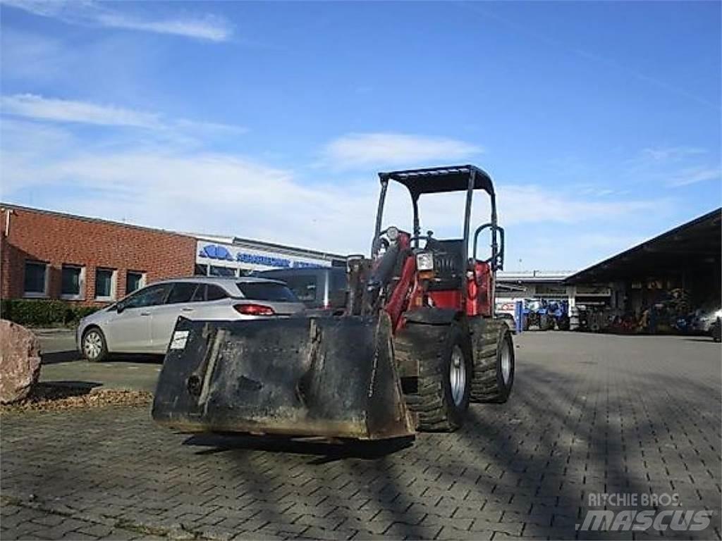 Schäffer 2430 Hjullastare