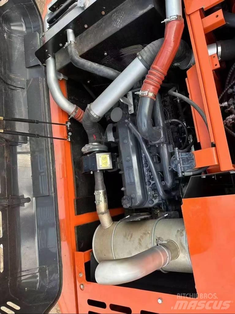 Doosan DX225LC-9C Bandgrävare
