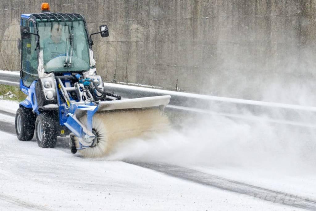 Multione 2.3 EFI Kompaktlastare